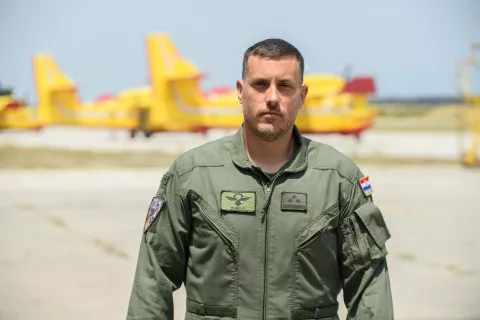 ZEMUNIK DONJI - 16.06.2025 - REPORTAŽA - Kanaderi Hrvatskog ratnog zrakoplovstvaSatnik Marin Zubčić