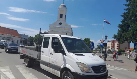 Ilustracija za tekst o prezaduženimaĐakovo