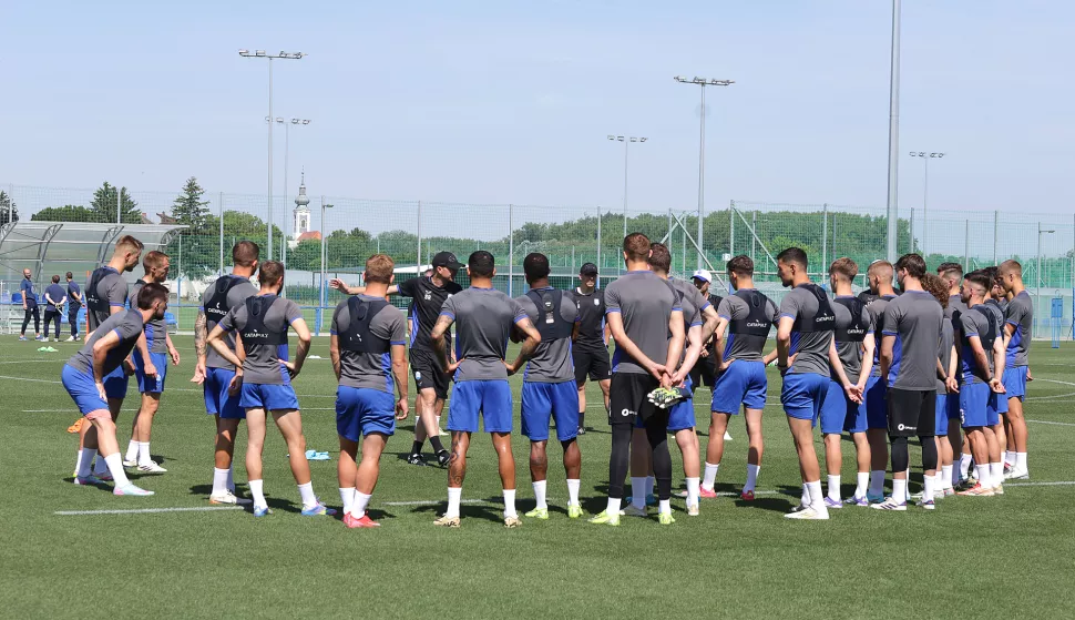 Osijek, 23. 06. 2025., Opus Arena, NK Osijek, prozivka, prozivka 2025 SNIMIO BRUNO JOBST