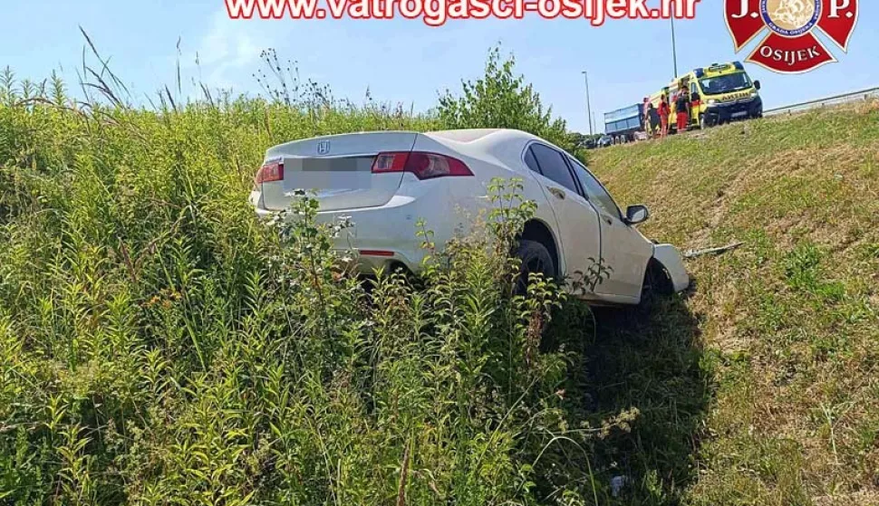 Sudar na križanju na izlasku iz Nemetina na obilaznicu