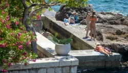 23.06.2025., Dubrovnik - Vruci ljetni dan u gradu. Photo: Grgo Jelavic/PIXSELL