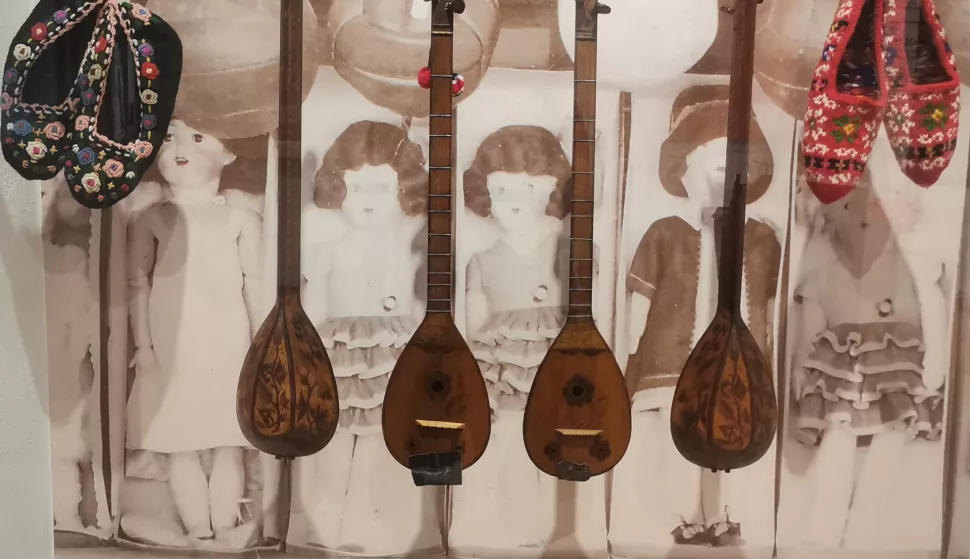 Osijek, 09. 04. 2024, Muzej Slavonije Osijek, MSO. Premijerni razgled izbozbe pod nzivom: Covijek iza glazbe - stvaralacki opus Julija Njikosa.snimio GOJKO MITIĆ