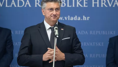 Zagreb, 10.06.2025. - Predsjednik Vlade Andrej Plenković primio je polaznike Ljetne &scaron;kole Domovina.Na fotografiji Andrej Plenković.foto HINA/ Edvard &Scaron;U&Scaron;AK