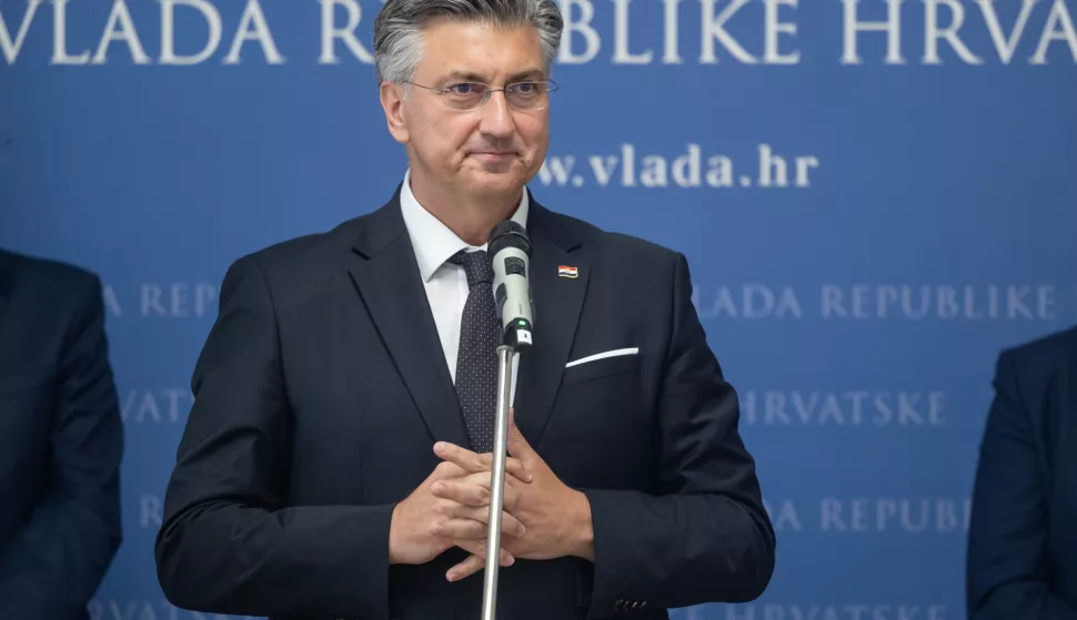 Zagreb, 10.06.2025. - Predsjednik Vlade Andrej Plenković primio je polaznike Ljetne &scaron;kole Domovina.Na fotografiji Andrej Plenković.foto HINA/ Edvard &Scaron;U&Scaron;AK