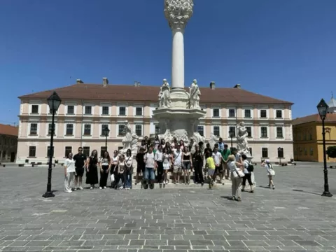 Kulturno nasljeđe Osijeka upoznala 34 učenika iz Srijemske Mitrovice