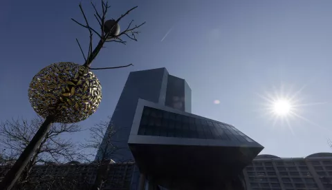 epa11944156 An exterior view of the European Central Bank (ECB) ahead of a press conference following the meeting of the ECB Governing Council in Frankfurt am Main, Germany, 06 March 2025. EPA/RONALD WITTEK