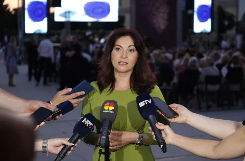 Osijek, 29. 06. 2025., Trg Vatroslava Lisinskog, OLJK, OLJK 2025, otvorenje, glazbeni nastup, svečano otvorenje, komorni orkestar Cameristi della scalla; Milano, Nataša TramišakSNIMIO BRUNO JOBST
