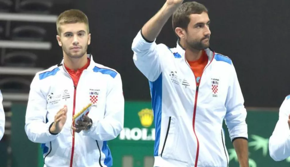 16.09.2016., Zadar - Davis Cup, Hrvatska - Francuska. Borna Coric - Richard Gasquet. Marin Cilic. Photo: Hrvoje Jelavic/PIXSELL------gn dva stupca color sport