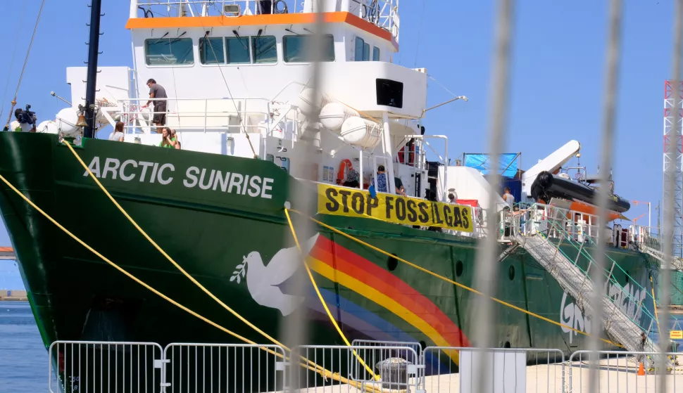 Umjetni greben ili golemi otpad? Greenpeace i Juričan razotkrivaju Inin apsurd usred Jadrana