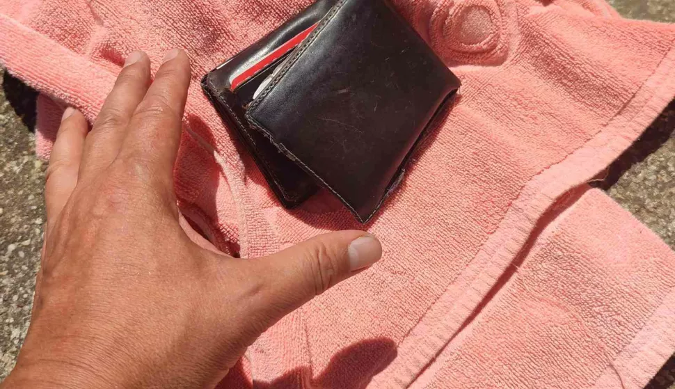 Ilustracija krađa novčanika