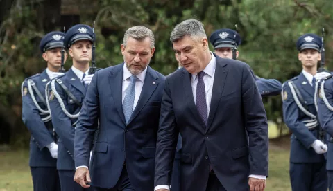 Zagreb, 1.7.2025 - Slovački predsjednik Peter Pellegrini u posjetu je Hrvatskoj. U Uredu predsjednika sastao se s hrvatskim kolegom Zoranom Milanovićem.Foto Hina/ Dario GRZELJ/ dag