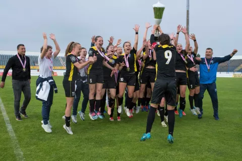 Nisam se odrekao muškog, ali sam sada 100 posto u ženskom nogometu