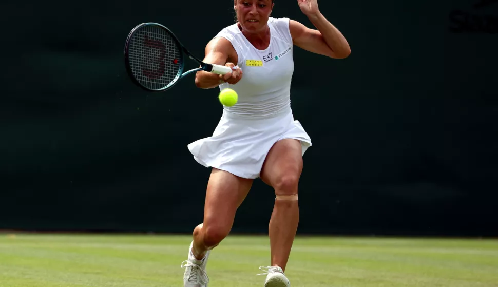 Cocciaretto eliminirala Pegulu