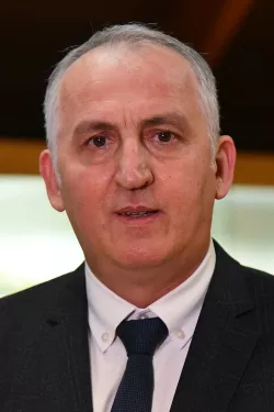 kultura...vinkovci...22.11.2021.gradski muzej vinkovci; obiljezena 40. obljetnica osnutka ogranka drustva hrvatskih knjizevnika slavonsko baranjsko srijemskoga; na fotki - mirko curic; foto Gordan Panić