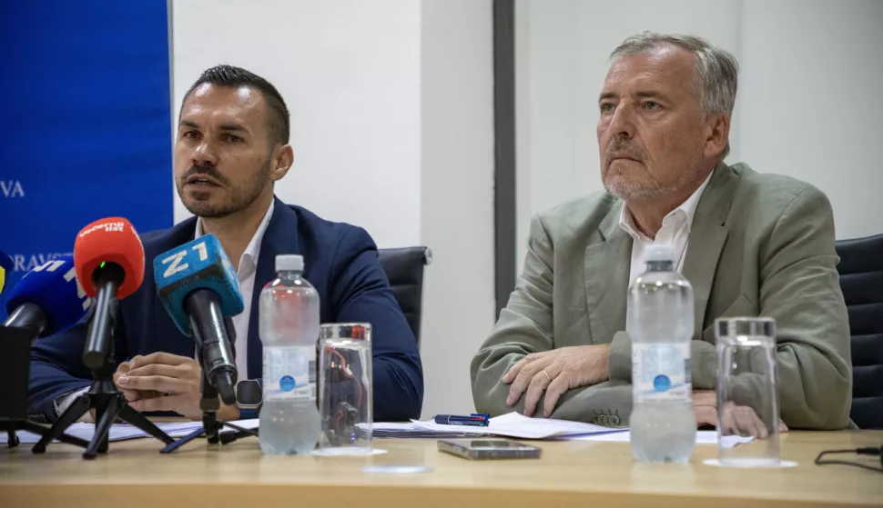 Zagreb, 2.7.2025 - Konferencija za medije o predstavljanju planiranih mjera i kapaciteta zdravstvenog sustava povodom održavanja koncerta Marka Perkovića Thompsona 5. srpnja na Hipodromu. Na slici Damir Važanić i Krunoslav Capak.Foto Hina/ Dario GRZELJ/ dag
