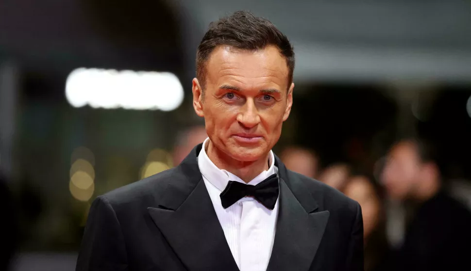 Rétro - Décès de l'acteur US Julian McMahon (Nip/Tuck, Les 4 Fantastiques…) à l'âge de 56 ans - Julian McMahon - Montée des marches du film « The Surfer » lors du 77ème Festival International du Film de Cannes, au Palais des Festivals à Cannes. Le 17 mai 2024 © Jacovides-Moreau/Bestimage Red carpet of the movie « The Surfer » during the 77th Cannes International Film Festival at the Palais des Festivals in Cannes, France. On may 17th 2024 Photo: JACOVIDES-MOREAU/BESTIMAGE/BESTIMAGE