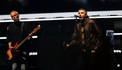 Liam Gallagher and Gem Archer of Oasis perform, during the first of their sellout comeback shows, at the Cardiff Principality Stadium, in Cardiff, Wales, Britain, July 4, 2025. REUTERS/Suzanne Plunkett NO RESALES. NO ARCHIVES. NO USE AFTER 365 DAYS AFTER PUBLICATION. PHOTOGRAPHS MAY BE PUBLISHED IN CONTEXT WITH THE SHOW ONLY. Photo: Suzanne Plunkett/REUTERS