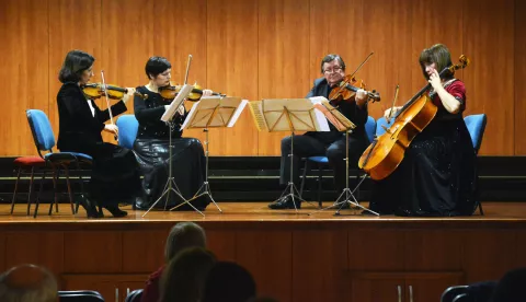 Guda​č​ki kvartet ​Rucner​ nastupio ​u ​Glazben​oj​ ​škol​i​ Slavonski Brodr 06.03.2019., Slavonski Brod - Guda​c​ki kvartet ​Rucner​ ​u ​Glazben​oj​ ​s​kol​i​ Slavonski Brod. Snjezana Rucner, Dragan Rucner, Ivana Penic Defar, Ana Paula Knapic FrankovicrPhoto: Ivica Galovic/PIXSELL 