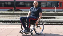 Osijek, 07. 07. 2025., Željeznički kolodvor Osijek, Antonio Rendulić, invalid, student, turistička putovanja, osobe s invaliditetomSNIMIO BRUNO JOBST