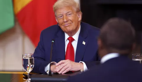 epa12227696 US President Donald Trump during a meeting with African leaders at the White House, Washington, DC, USA, 09 July 2025. President Trump is meeting with the leaders of Gabon, Guinea-Bissau, Liberia, Mauritania and Senegal at the White House to discuss trade. EPA/WILL OLIVER/POOL POOL