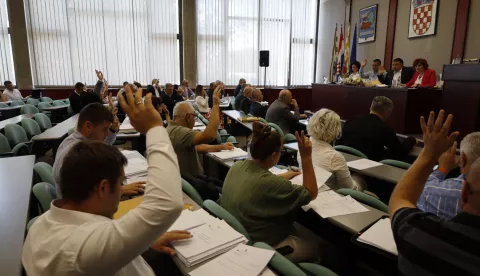 VINKOVCIOdržana je druga sjednica Županijske skupštine Vukovarsko-srijemske županije u novom sazivu,srpanj 2025.