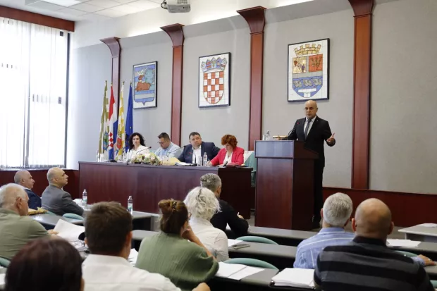 VINKOVCIOdržana je druga sjednica Županijske skup&scaron;tine Vukovarsko-srijemske županije u novom sazivu,srpanj 2025.