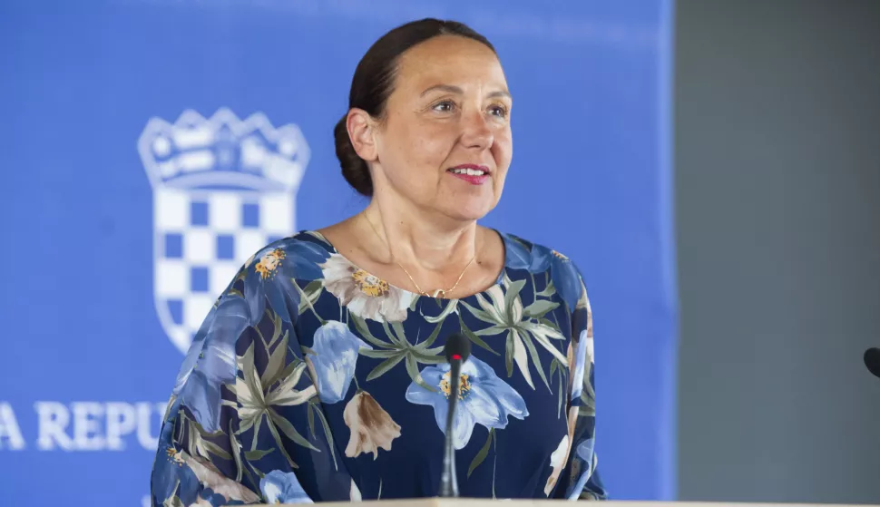 Zagreb, 03.07.2025 - Izjave nakon sjednice Vlade RH. Na fotografiji Irena Hrstić. foto HINA/ Daniel KASAP/ dk