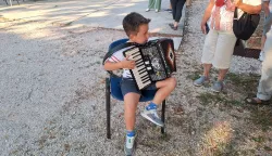 Najmlađem hamonikašu 7, najstarijem 92 godine
