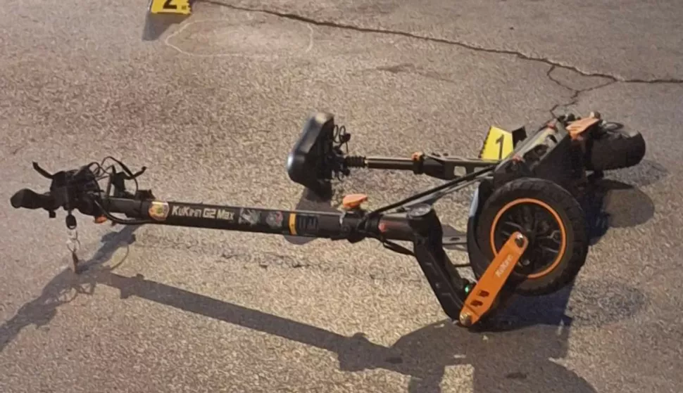 Električni romobil, nesreća, ilustracija, policija, očevid