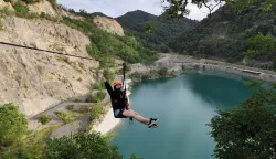 Neprocjenjivo: Ziplineom preko jezera i stijena