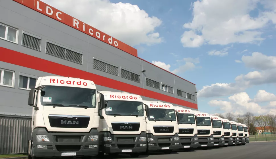 DARDA, 27. 03. 2014, POSLOVNA ZONA DARDA. TVRTKA RICARDO. PREUZIMANJE 10 NOVIH KAMIONA...snimio GOJKO MITIĆ