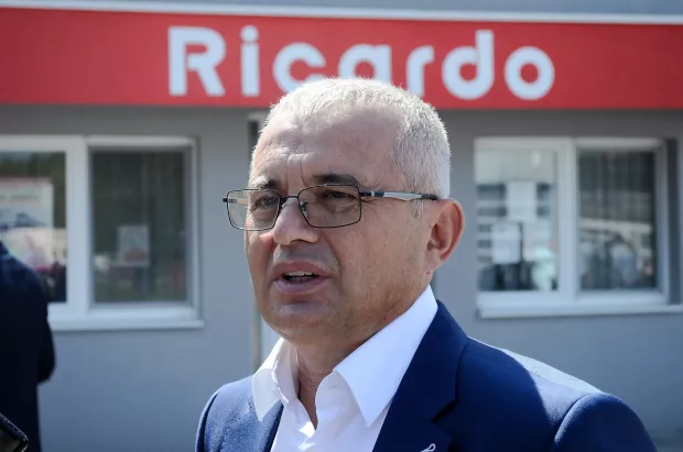 darda, 26 kolovoza 2021, 13,00 sati, tvrtka ricardo, župan obž ivan anu&scaron;ić posjetio je sa suradnicima tvrtku ricardo, vlasnik mladen vrdoljak, investicije, razvoj, ulaganje, stanica za tehnički pregled, novinar dario ku&scaron;trosnimio zdenko pu&scaron;ić