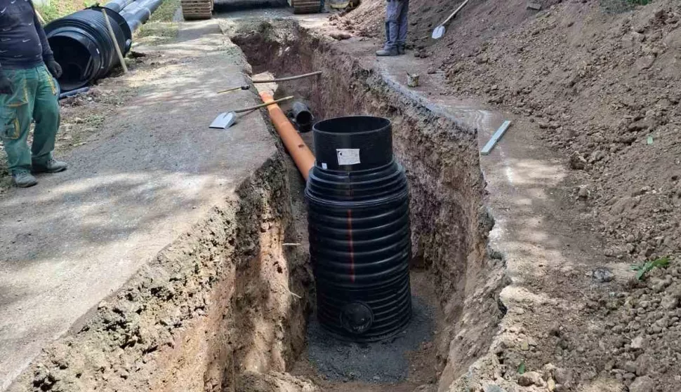 POŽEGAU Ulici sv. Vida u Požegi započeli su radovi na izgradnji magistralnog vodovoda i kanalizacijske mrežeSRPANJ 2025.