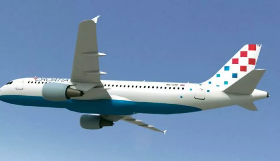 Zagreb, 02.03.2016 - Croatia Airlines u ljetnom redu letenja koji počinje 27. oujka, uvodi izravne linije iz Zagreba u Prag, Milano, Lisabon i Sankt Peterburg, priopćila je u srijedu hrvatska aviokompanija. Na slici zrakoplov Croatia Airlinesa.foto HINA/ Croatia Airlines/ ik