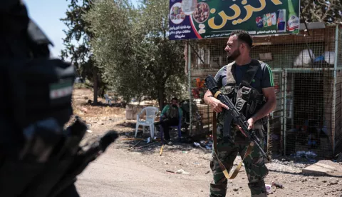 epa12240522 Syrian security forces deploy amid ongoing clashes in the southern city of Sweida, 16 July 2025. Damascus deployed troops in the predominantly Druze province of Sweida after clashes between Druze fighters and Bedouin tribes resulted in the death of dozens of people. The Syrian Defense Minister announced a ceasefire on July 15 in the city of Sweida, which Syrian troops entered in the morning, but the area is witnessing violent clashes between government forces and Druze militants. EPA/MOHAMMED AL RIFAI