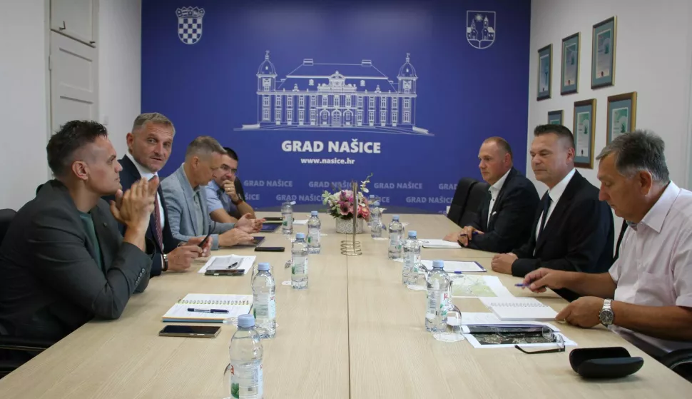 NAŠICE - Radni sastanak Hrvatskih cesta i Grada Našica16. 7. 2025.