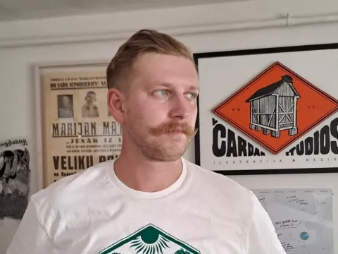 Mislav Lešić Đurakovustupljeno