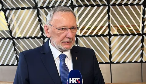 Bruxelles. 05.03.2025. - Vraćanje nelegalnih migranata više nije tabu tema kao što je nekad bila u Europskoj uniji, koja će se ubuduće puno strože odnositi prema pitanjima dolaska i boravka na svom teritoriju, izjavio je u srijedu u Bruxellesu hrvatski ministar unutarnjih poslova Davor Božinović. Na fotografiji Davor Božinović. foto HINA/ Slavko VUKADIN/ tm