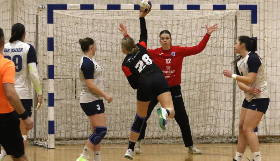 Produljenje s nositeljicama i potraga za novim akvizicijama