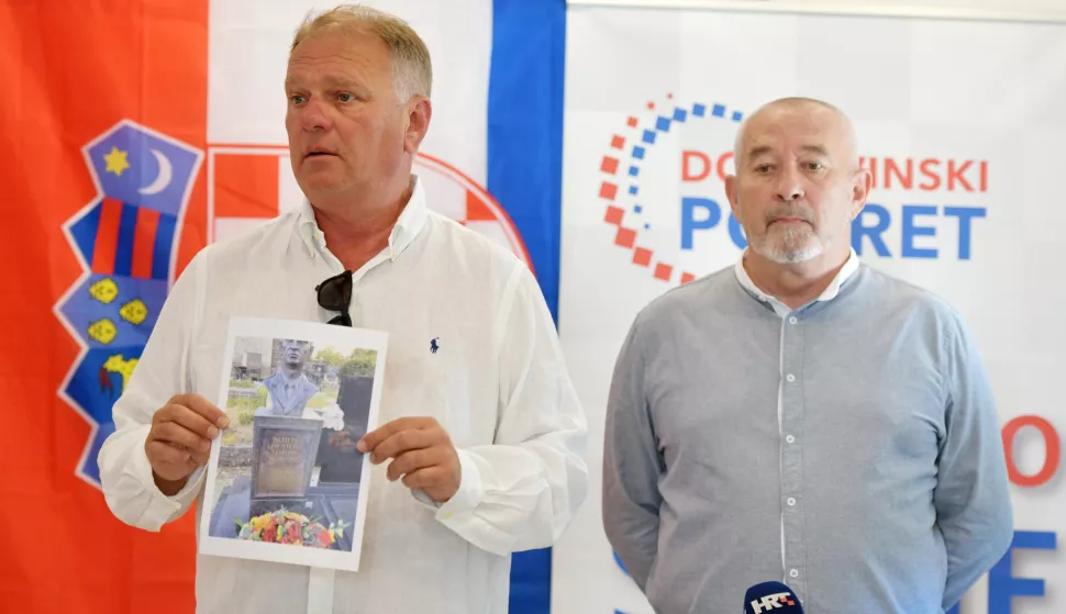 21.07.2025., Sibenik - Konferencija za medije Domovinskoga pokreta na temu zakona o grobljima te podnosenja prijave za uklanjanjeneprimjerenih spomenika. Na konferenciji medijima su se obratili Boris Solomun i Predrag Misic. Photo: Hrvoje Jelavic/PIXSELL