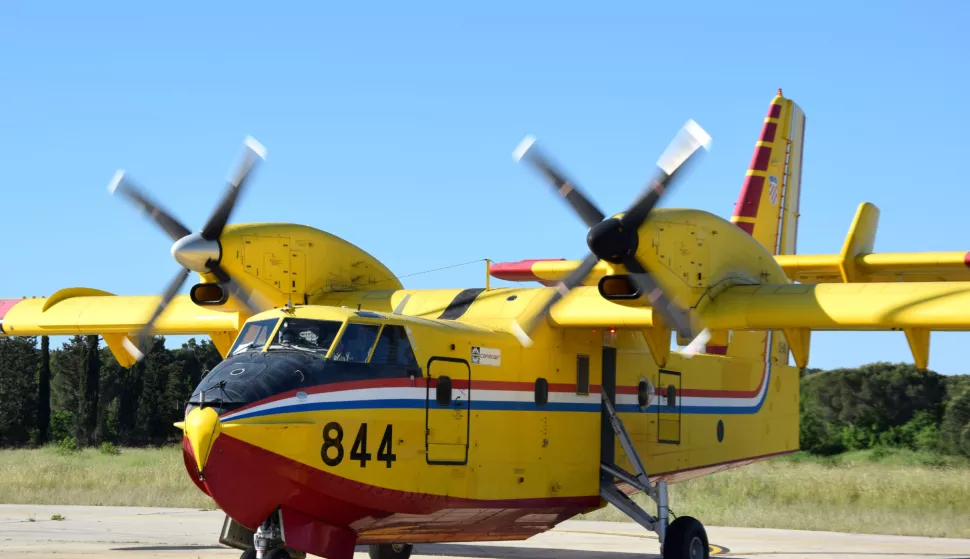 Zagreb, 01.05.2025. - Protupožarni avion Canadair CL-415 Hrvatskog ratnog zrakoplovstva (HRZ) s dvije posade poletio je u četvrtak ujutro za Izrael kako bi pomogao u gašenju požara, priopćio je MORH. foto HINA/ MORH/ tm