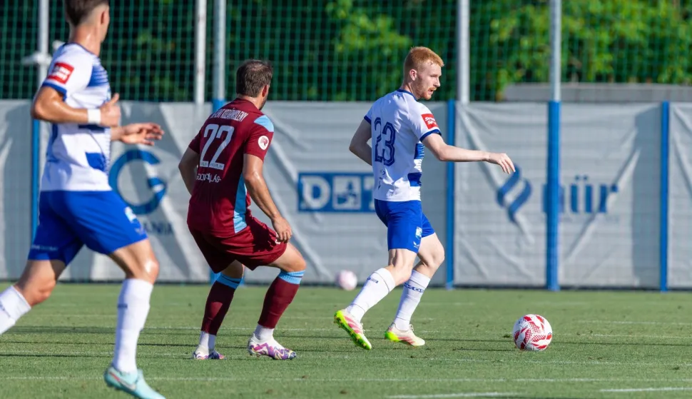 NK Osijek - Kozarmisleny prijateljska utakmica. Luka Vrbančić