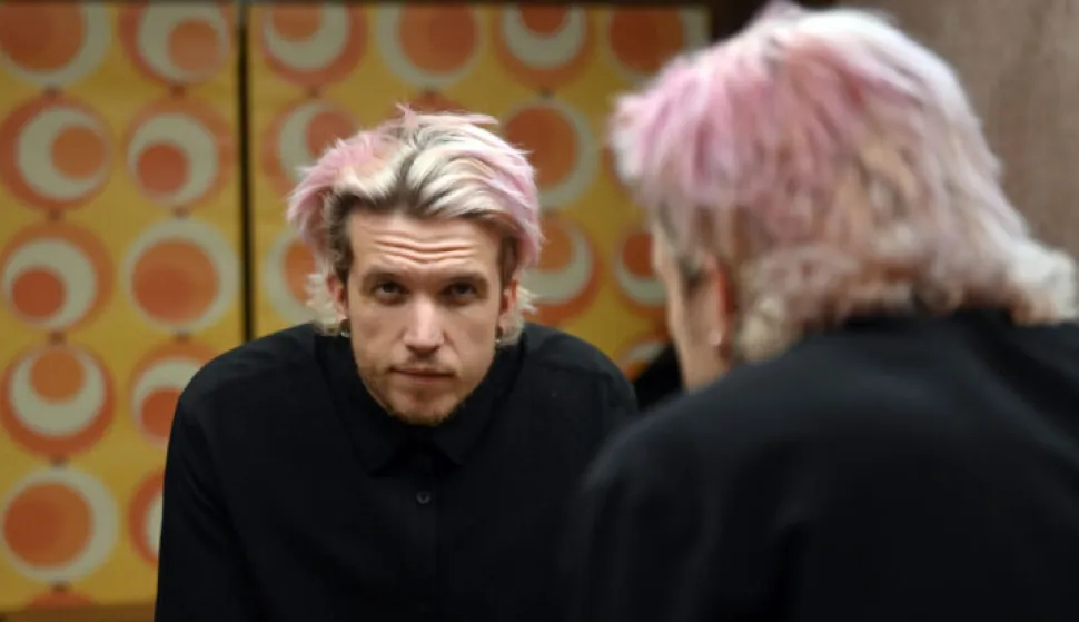 Marko Purišić alias Baby Lasagna ime je koje je naučila cijela Europa.Lasagna je, znate, gledali ste, na Izboru pjesme Eurovizije 2024. godine ostvario najbolji hrvatski plasman svih vremena, no još značajnije, svojom je scenskom pojavom prikupio simpatije publike na krilima čega je krenuo voditi život glazbenika te poći put turneja diljem cijelog kontinenta.