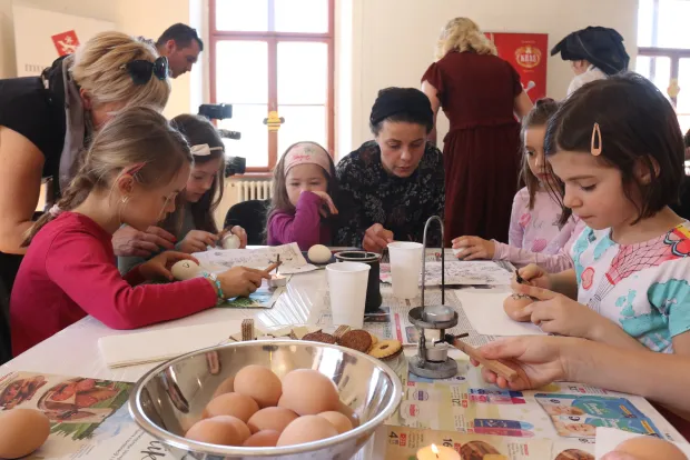 Šaranje jaja voskom od sada ima status kulturnog dobra