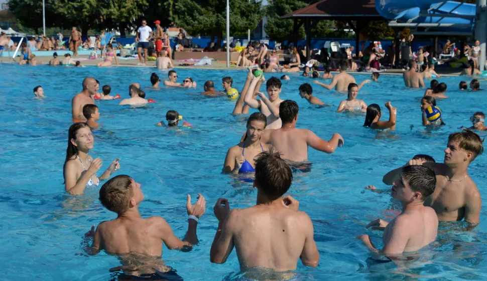 ĐakovoGradski bazeniSrpanj 2025.
