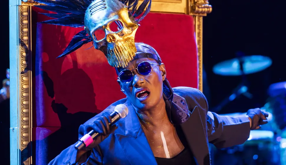 epa12234696 Jamaican singer Grace Jones performs on the Lake stage during the 59th Montreux Jazz Festival (MJF), in Montreux, Switzerland, 12 July 2025. EPA/CYRIL ZINGARO EDITORIAL USE ONLY