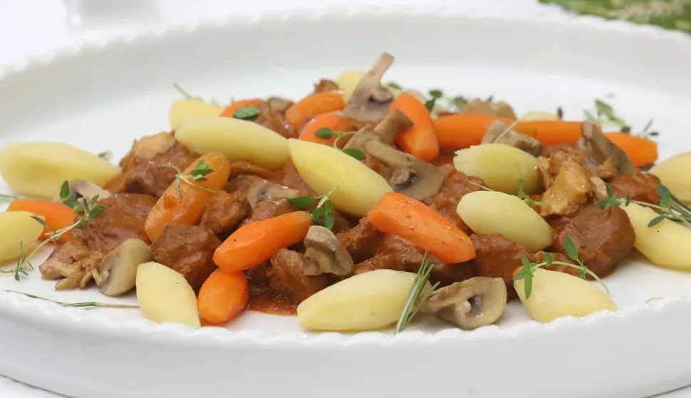 Osijek, 10. 10. 2022, Ugo skola, predstavljanje obrazovnih programa i demonstracija francuske gastronomije u izvedbi prestizne pariske akademije Le Cordon Bleu.snimio GOJKO MITIĆ