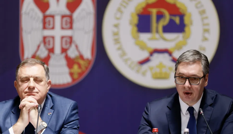epa11397389 Serbian President Aleksandar Vucic and President of Republika Srpska Milorad Dodik (L) attend the 'All Serbian Summit' in Belgrade, Serbia, 08 June 2024. The 'All Serbian Summit' aims to emphasize the unity of Serbs worldwide, their shared history, and their commitment to peace and regional goodwill. The event features 48 cultural and artistic societies with 2,500 performers of Serbian traditional dances, a flyover by Serbian air force fighter planes, the signing of several cooperation agreements, and a boat carnival on the Sava River. EPA/MARKO DJOKOVIC