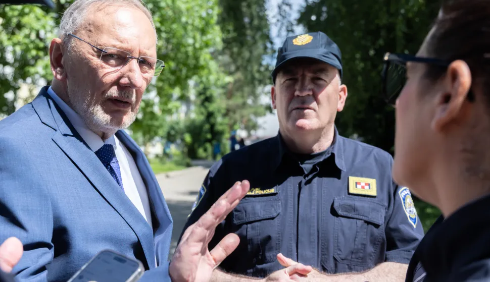 Zagreb, 29.05.2025. - Dan otvorenih vrata Policijske akademije, uz promociju policijskog zanimanja, te Dan sporta.Na fotografiji Davor Božinović, Nikola Milina.foto HINA/ Edvard ŠUŠAK