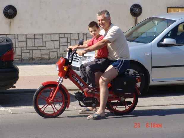 Utrke mopedima Tomos - liga - Osječanin vozi - O2SUstupljene fotografije